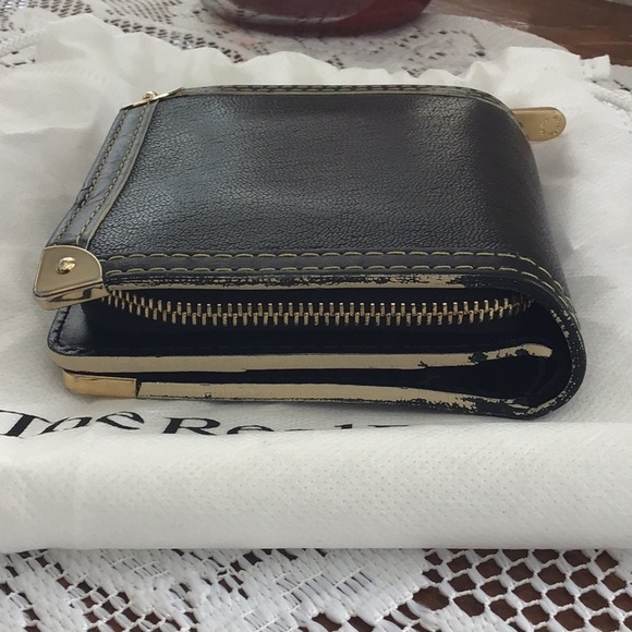 Louis Vuitton black leather bi-fold - Picture 7 of 10